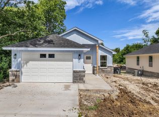 112 Avenue A, Moody, TX 76557