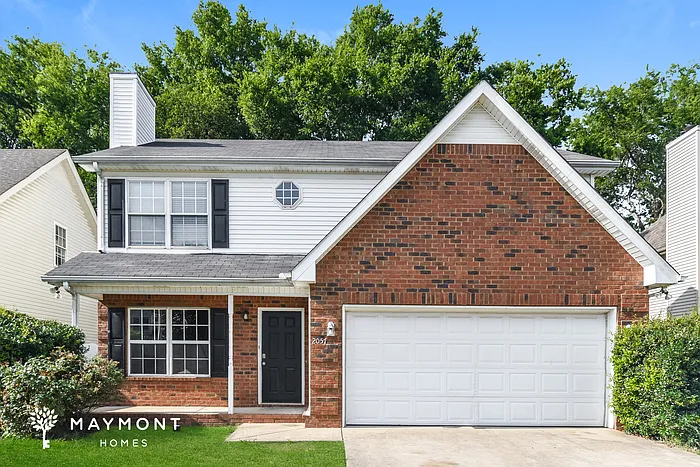 4 bed, 2.5 bath, 1924 sqft, $2,195 — Photo 1