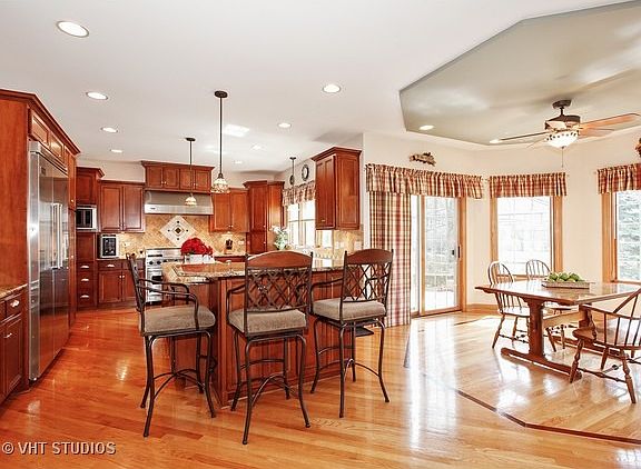 5th image of 13494 Cambridge Dr