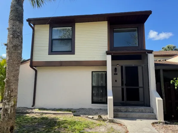 2161 42nd St SW, Naples, FL 34116