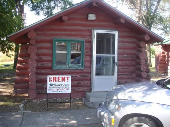 2017 E Main St, Laurel, MT 59044