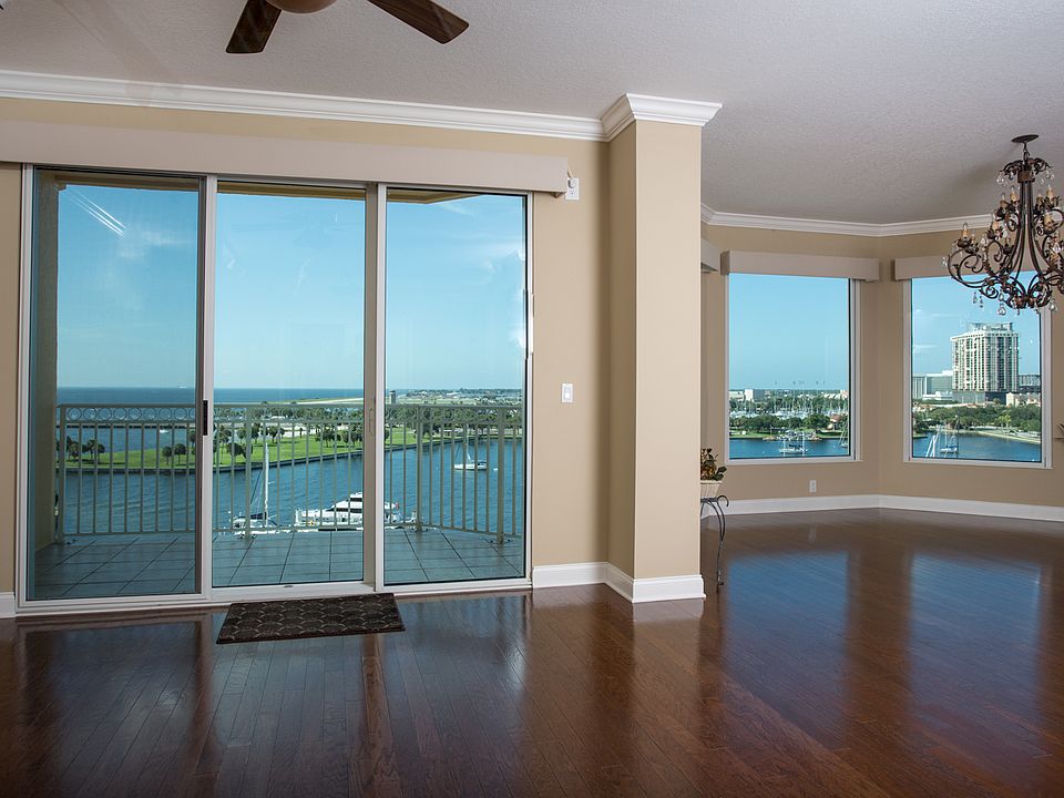 1st image of 555 5th Ave NE Suite 911