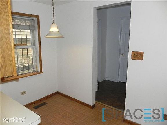 5th image of 1414 N Paulina St