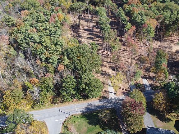 3rd image of 119a Sand Hill Road