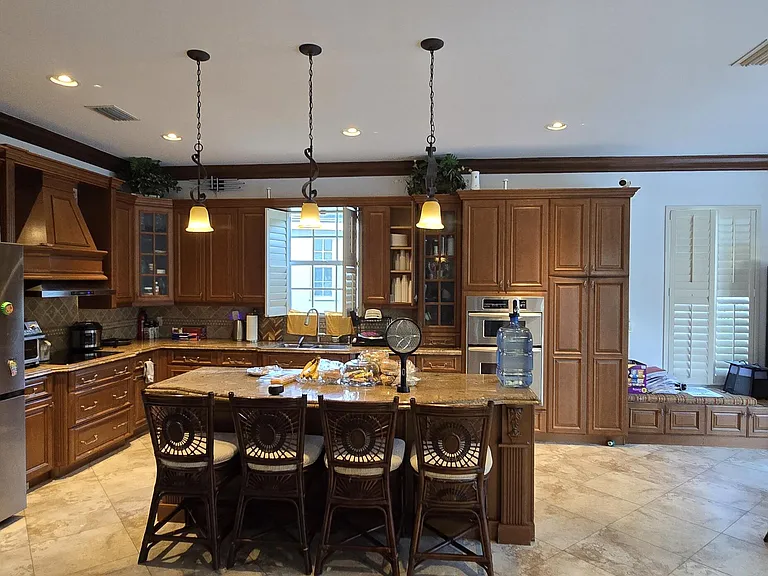 8216 NW 105th Ln — Photo 35