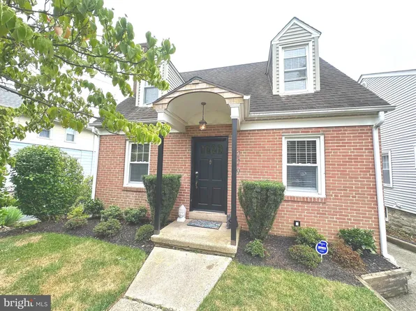 229 Edge Hill Rd, Glenside, PA 19038