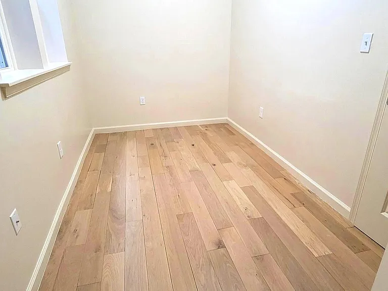 1219 W Silver St #1 — Photo 8