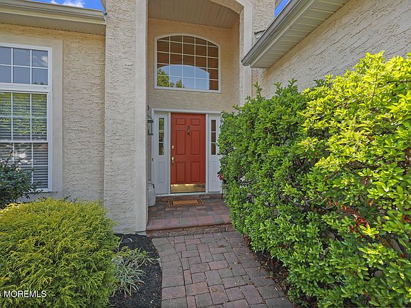 4th image of 78 Oakmont Lane