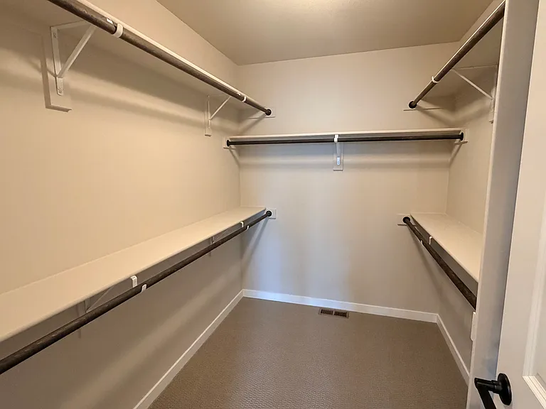 6144 Steele Creek Way — Photo 16
