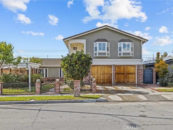 19041 Hillsboro Cir, Huntington Beach, CA 92646