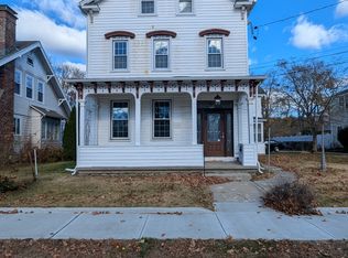 61 Williams St APT 1, Norwich, CT 06360