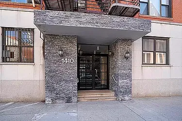 Rented by Platinum Properties