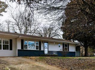 5760 NW Goldenrod Cir, Knoxville, TN 37921