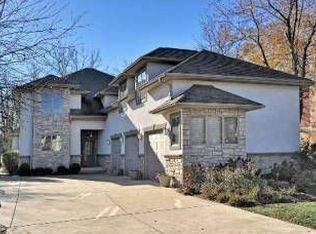 3055 Keystone Rd, Northbrook, IL 60062