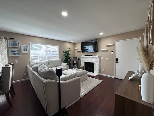 256 Riverview Way Photo 1