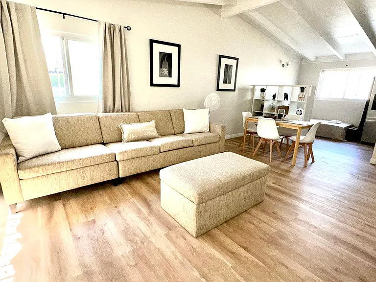 2616 W Century Blvd #2 — Photo 4