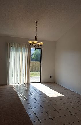 3rd image of 3625 Candlebrook Ln