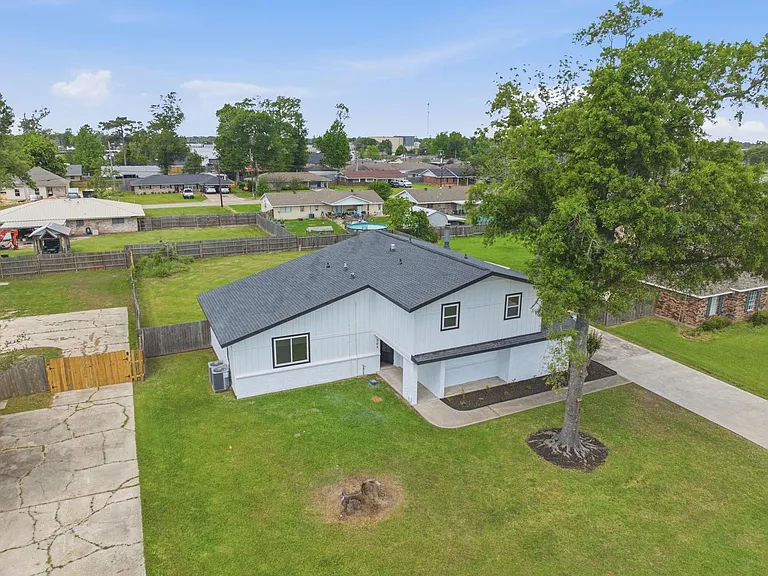 708 Alabama St — Photo 1