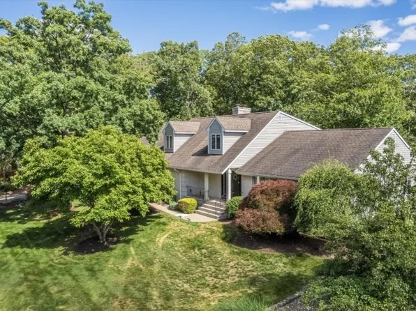 97 Poplar Dr, Hanover Twp., NJ 07927