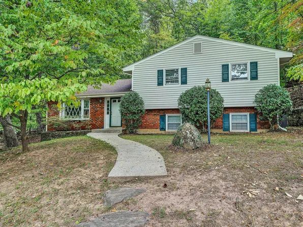 3001 Timberlane Ave, Roanoke, VA 24018
