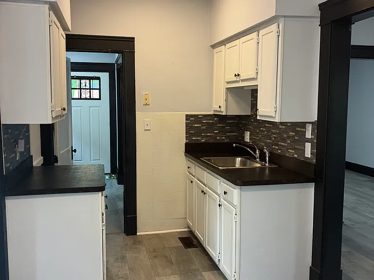 12016 Soika Ave — Photo 7