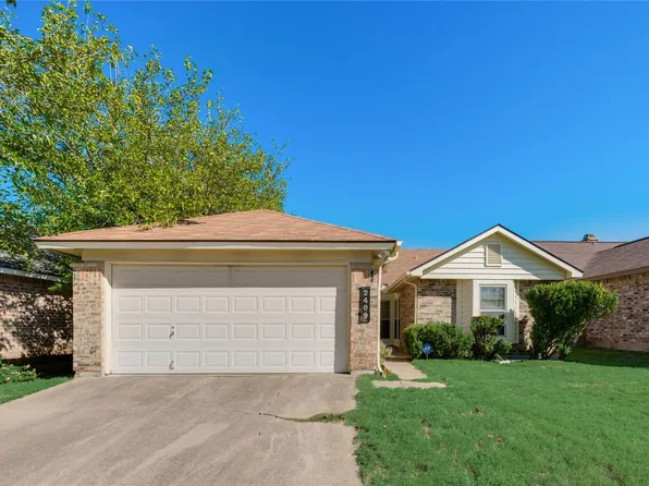 2409 Busch Dr, Arlington, TX 76014