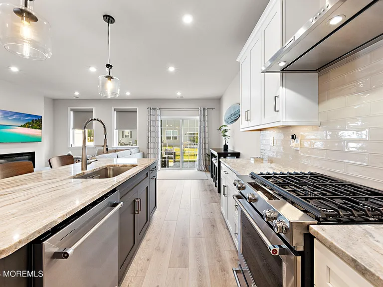 15 Laird Way — Photo 19