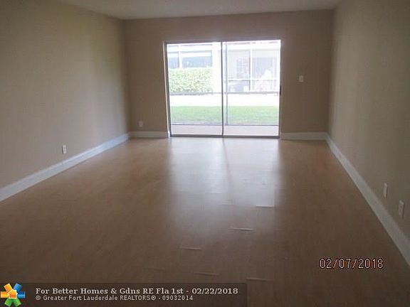 2nd image of 2980 Riverside Dr APT 124