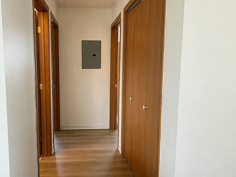 215 Jewel Dr #6 — Photo 5