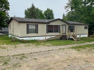 106 E Garden St, Muir, MI 48860