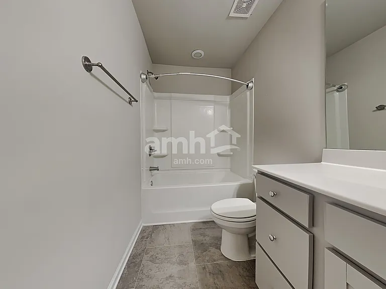 338 Winston Cir — Photo 14