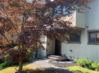 22 Fox Run UNIT 22, Woodbury, CT 06798