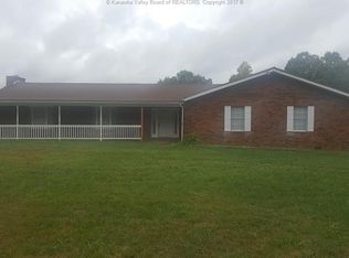 2558 Fisher Ridge Rd, Kenna, WV 25248