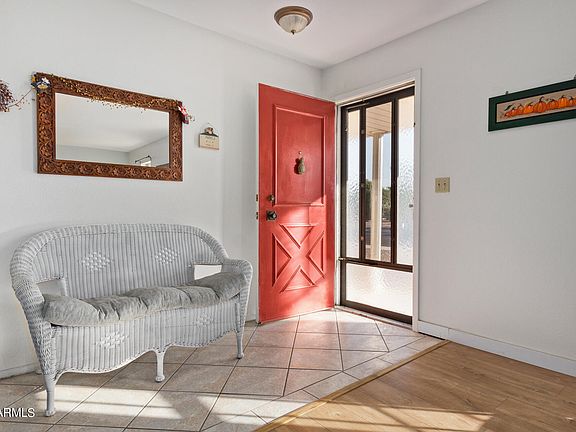 2nd image of 10316 W CINNEBAR Avenue