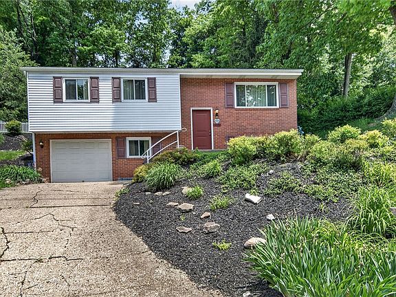 3rd image of 215 Willett Rd