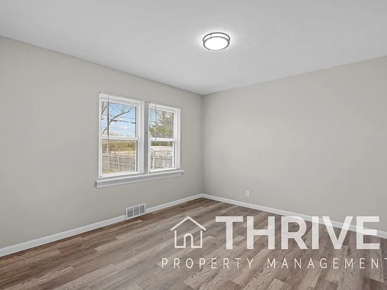 1068 Rainbow Dr — Photo 18