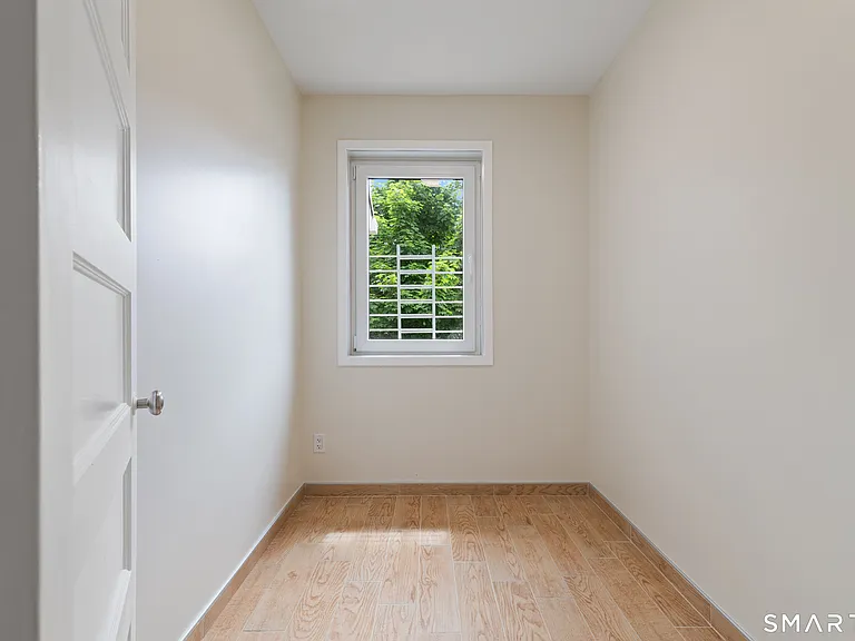 22-26 Carver St — Photo 9