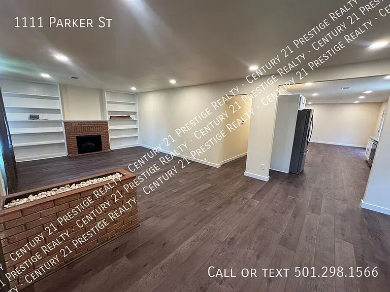 1111 Parker St — Photo 5