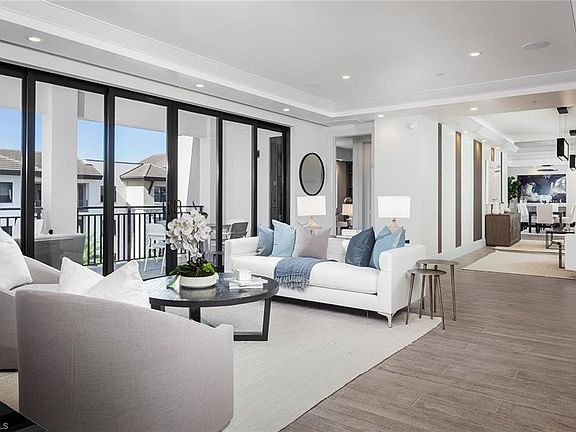 4th image of 1030 3rd Ave S #516/518