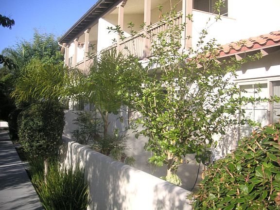 View Balcony in 4 unit building