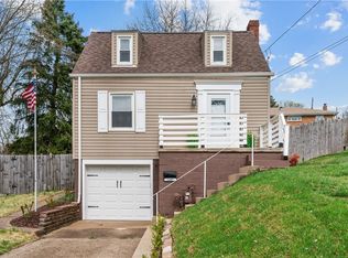 1207 Cloverfield Dr, Pittsburgh, PA