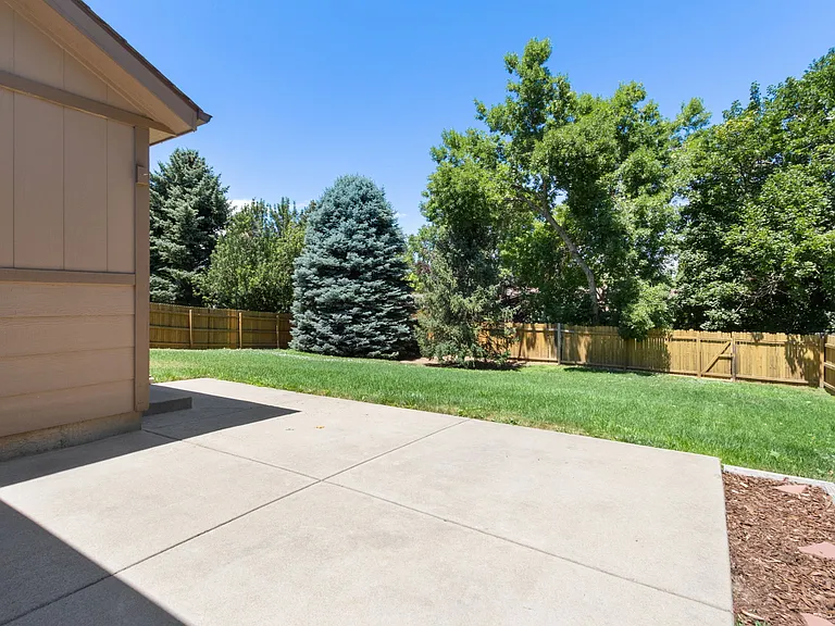 1956 Promenade Way — Photo 19