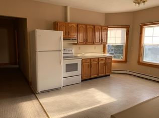 1 Cliff St #3, Attleboro, MA 02703