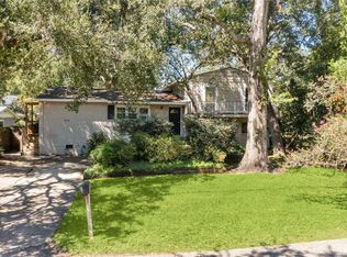 302 Midway Dr, River Ridge, LA 70123