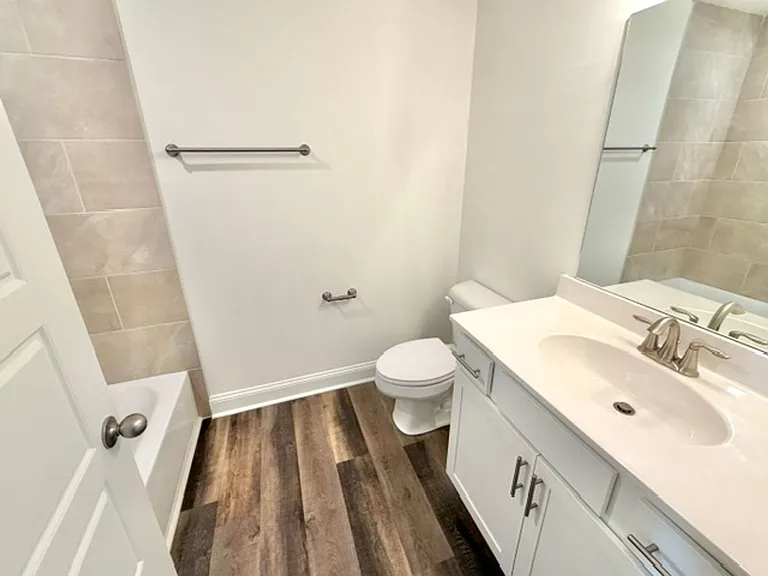 5301 Douglas Dr — Photo 11