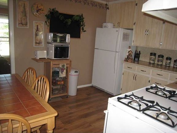 5th image of 4312 McNiel Ave