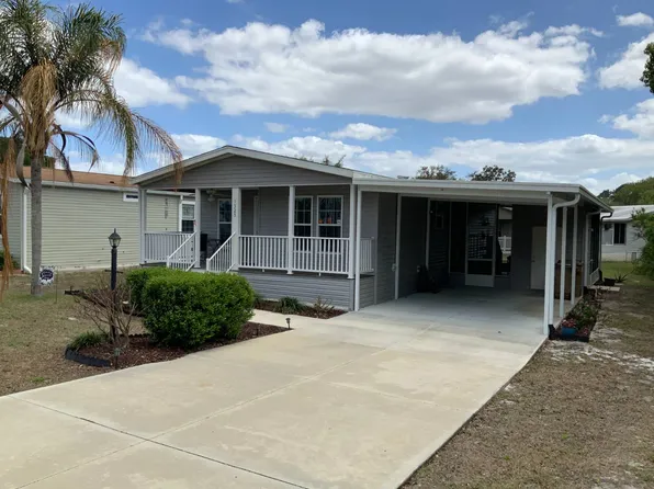 1325 Saint Lawrence Dr, Grand Island, FL 32735