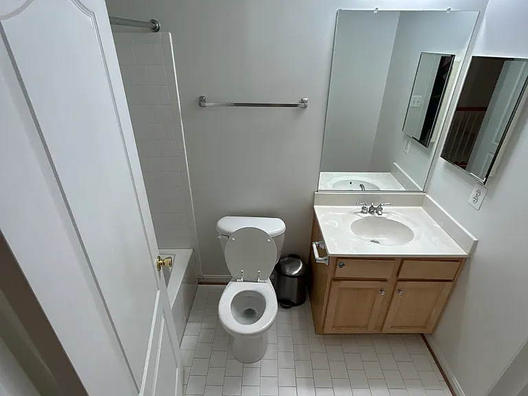 7020 Pyle Ct #7020 — Photo 12