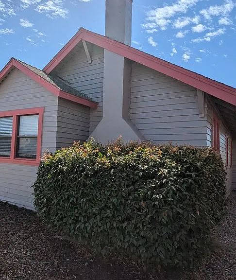 610 Union Ave — Photo 2