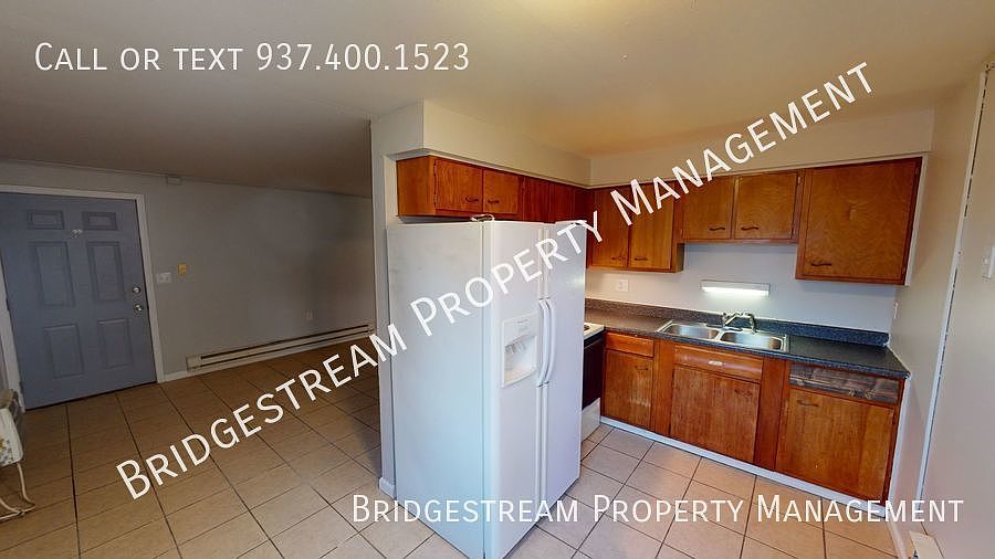 1st image of 445 Hunter Ave APT 1